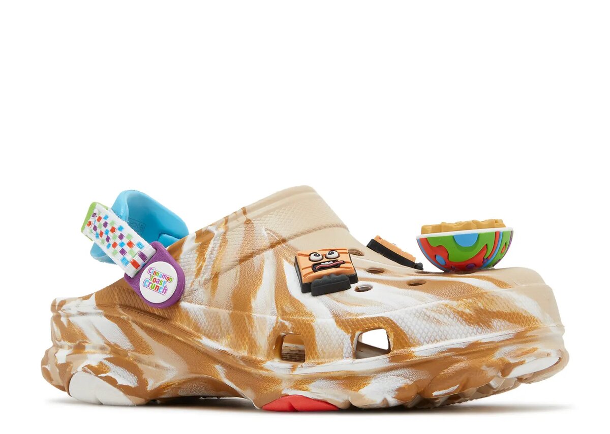 Cinnamon Toast Crunch x Classic All-Terrain Clog para niños pequeños Cinnamon Toast Crunch x Classic All-Terrain Clog para niños pequeños
