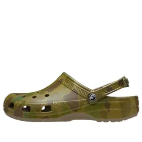 Classic Clog de Crocs x XLARGE «Camo»