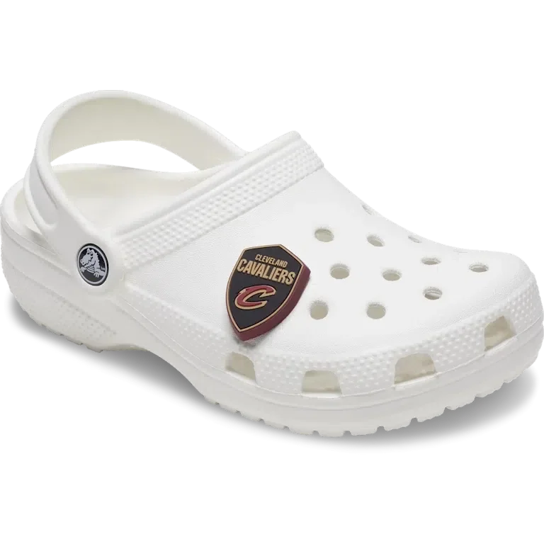 Colgantes Jibbitz™ de los Cleveland Cavaliers de la NBA Colgantes Jibbitz™ de los Cleveland Cavaliers de la NBA