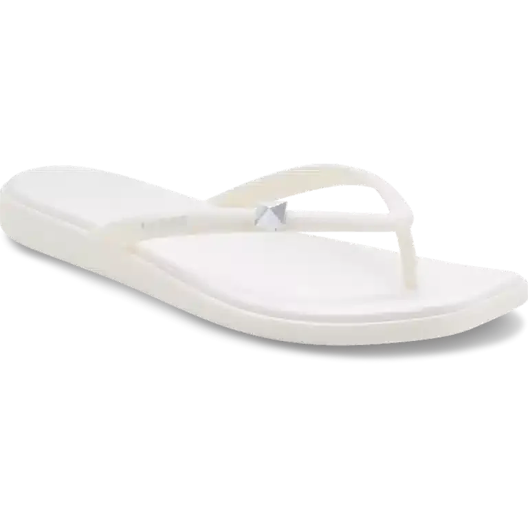 Colgantes Jibbitz «Sandalias C» con tachuelas plateadas Colgantes Jibbitz «Sandalias C» con tachuelas plateadas