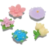 Conjuntos de 5 colgantes Jibbitz con flores de cuentas