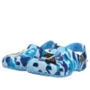 Crocs x A Bathing Ape: zueco «Oxygen»