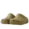 Crocs x Salehe Bembury Saru Zueco «Pesto»