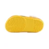 Sandalias Crocs de playa pequeñas amarillas