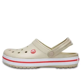 Sandalias de playa en gris cemento