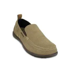 Zapatos deportivos informales de estilo «athleisure» en color caqui